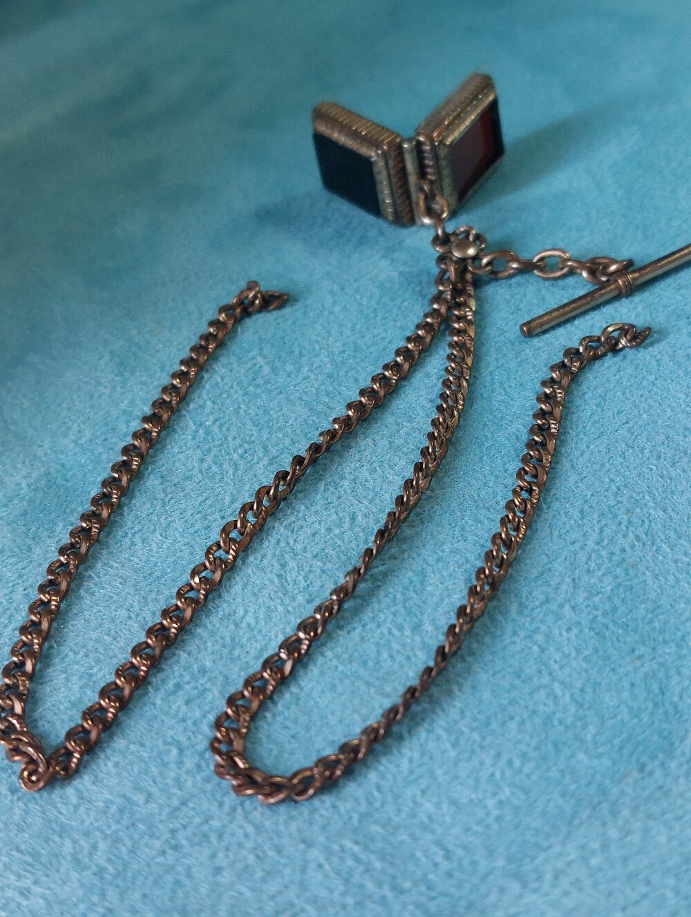 Victorian Diamond-Cut Curb Chain, Double Sided Fob w/T-Bar, Gold-filled, Unisex - Picture 14 of 15